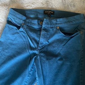 The color is Blue Boat